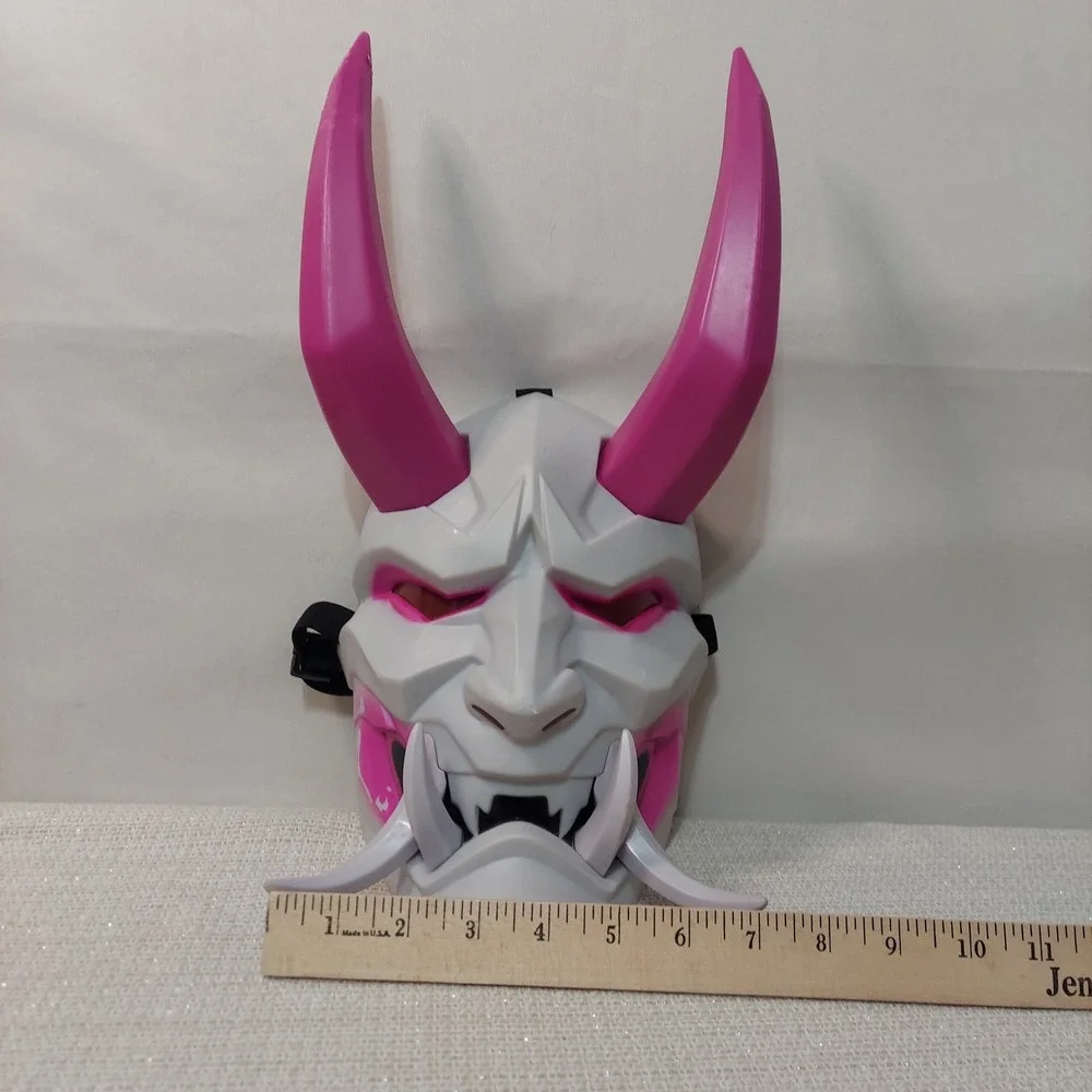 Hasbro Fortnite Victory Royale Series Fade Mask Collectible Roleplay Toy